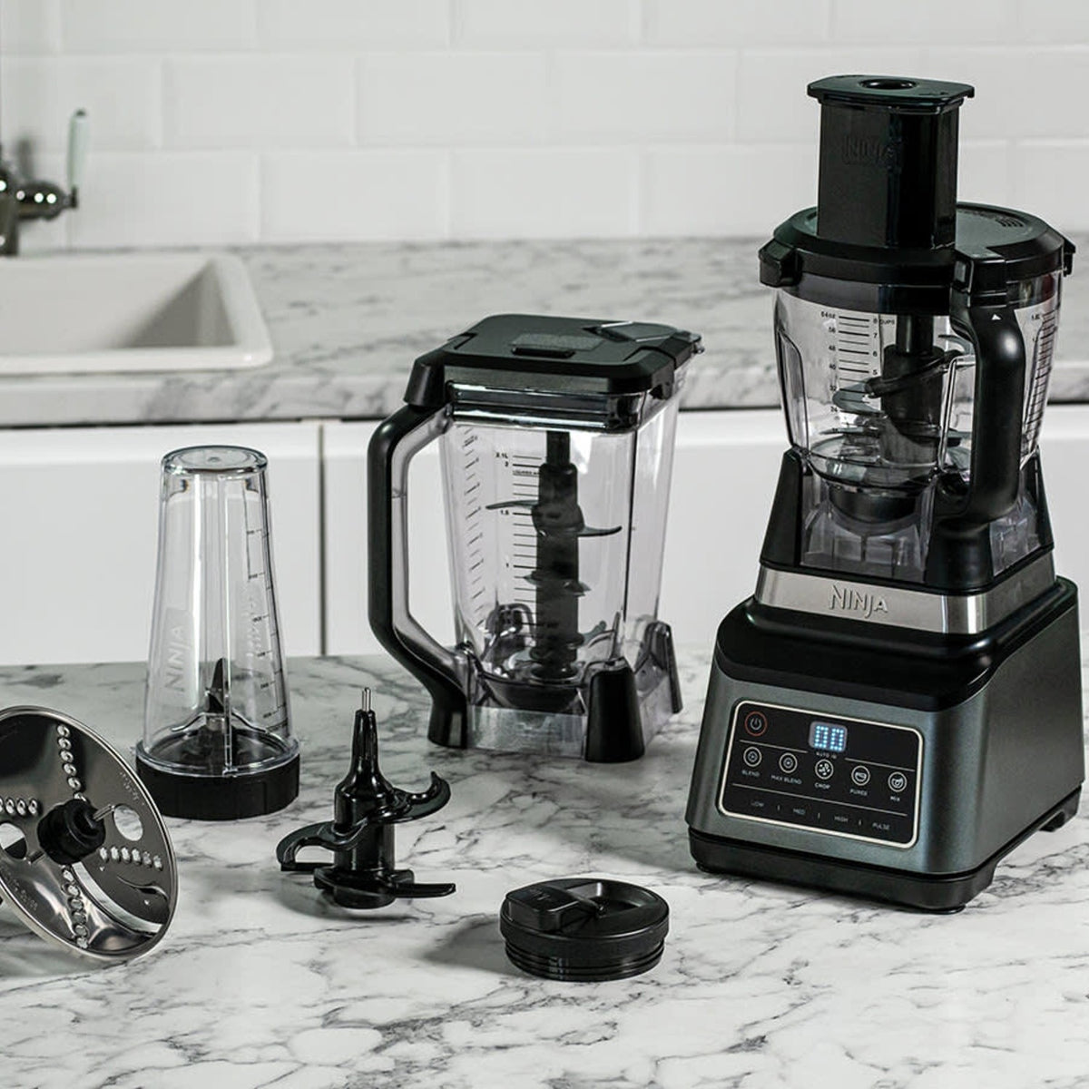 Ninja BN800UK 3-in-1 Blender and Food Processor with Auto IQ - Black/Silver