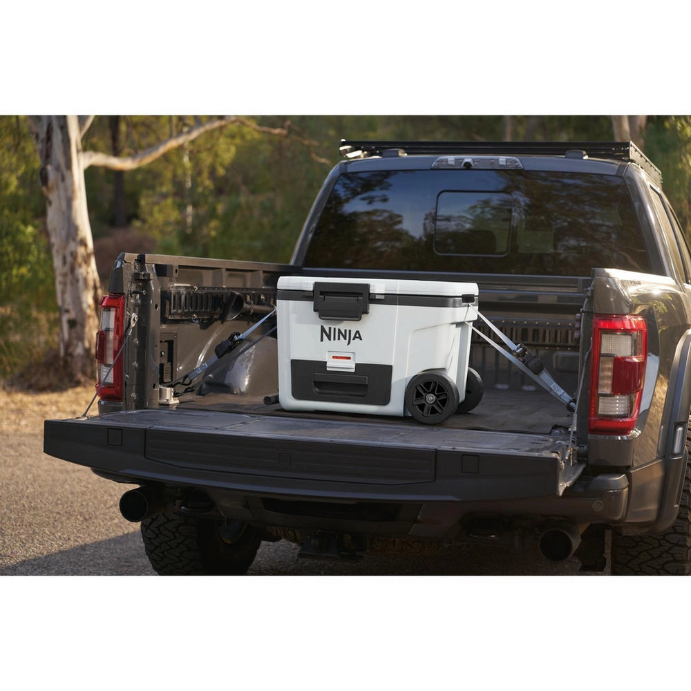 Ninja FB245UKWH Ninja FrostVault 45QT/42L Wheeled Cooler with Dry Zone - Cloud White