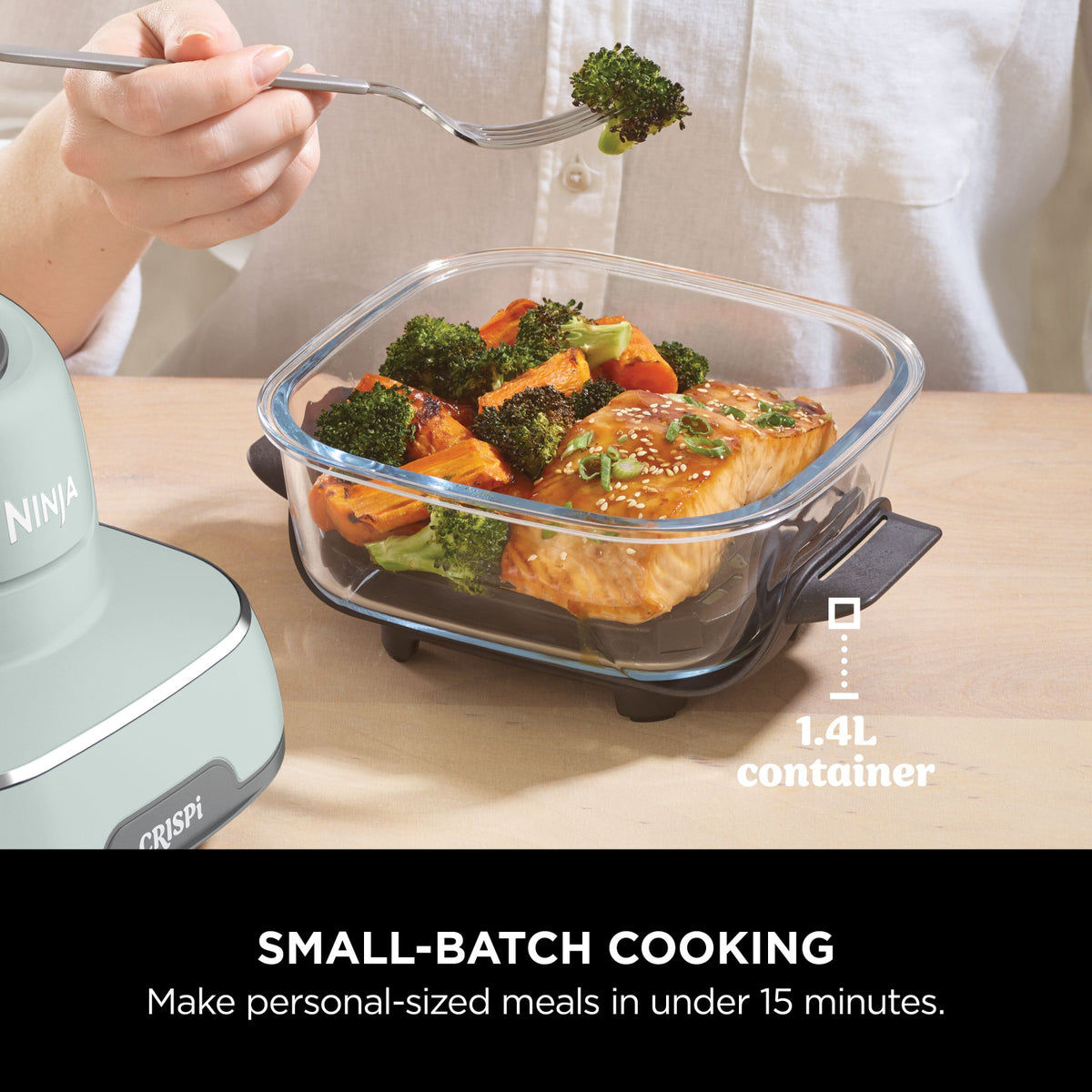 Ninja FN101UKSG CRISPi 4-in-1 Portable Air Fryer - Sage
