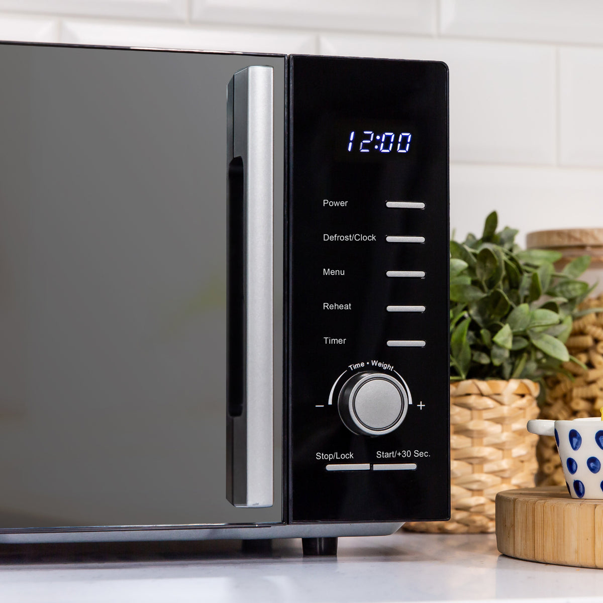 Russell Hobbs RHM2348B 23 Litres Solo Microwave - Black