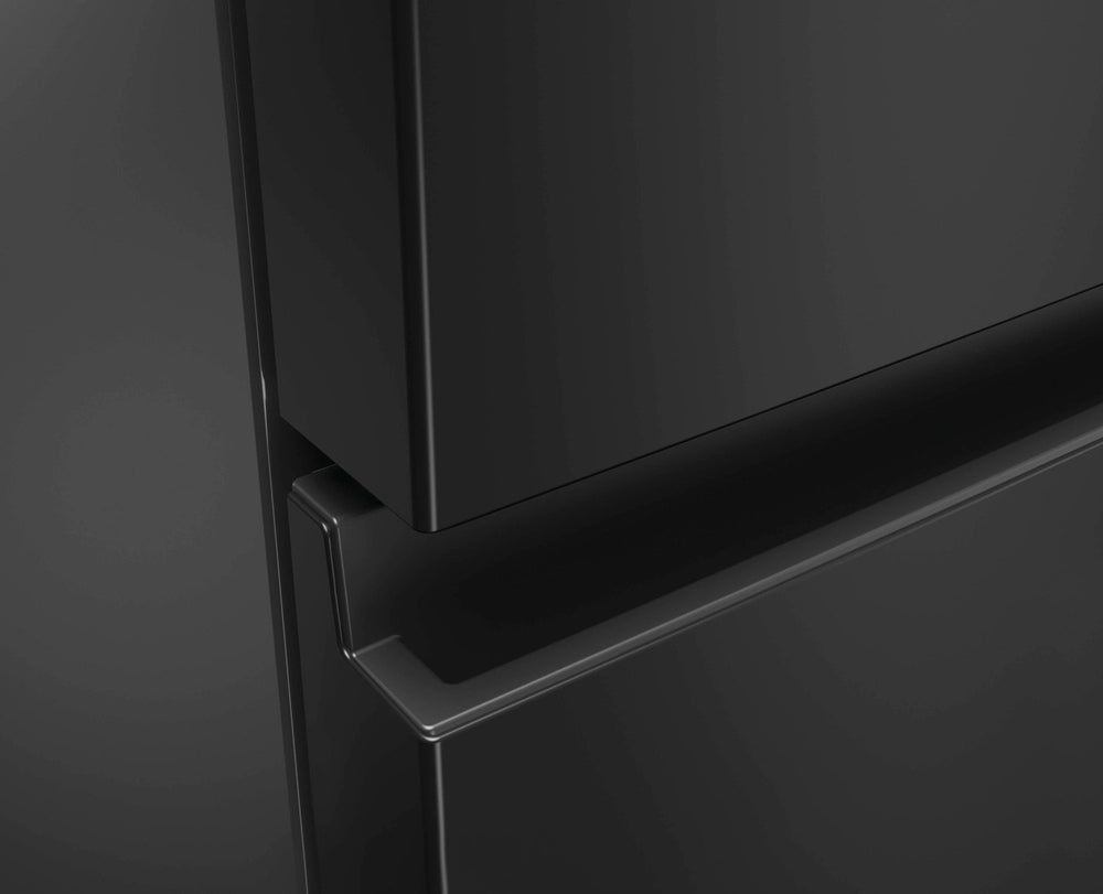 Haier HTR3518ENMTK 60/40 Fridge Freezer - Black